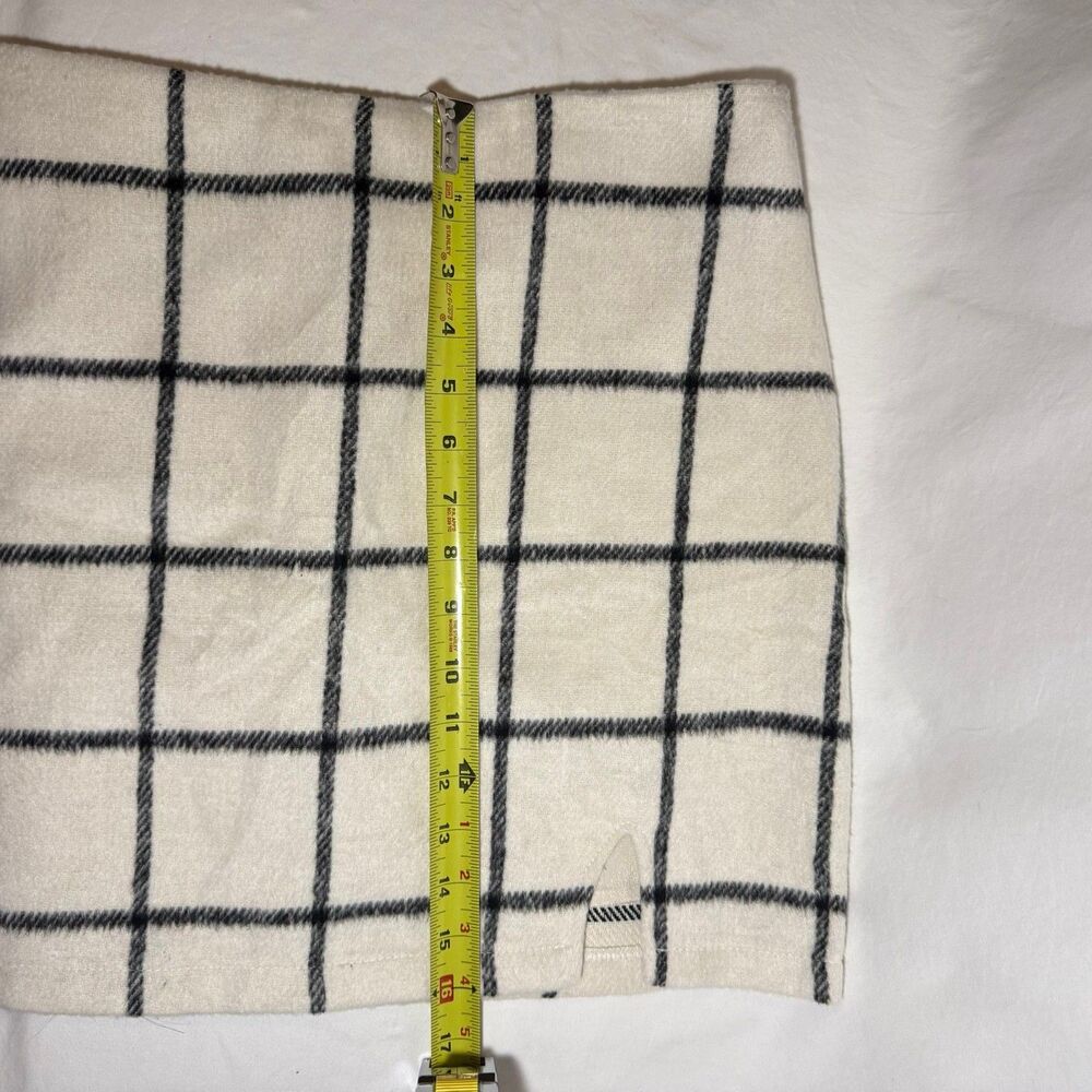 Women’s Altar’D State Cozy Black and White Grid Plaid Skirt Size Large - Picture 8 of 8